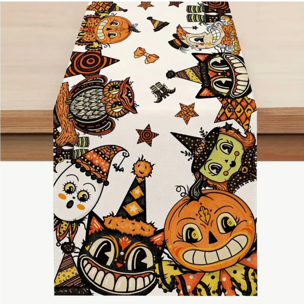 Vintage Inspired Halloween Table Runner